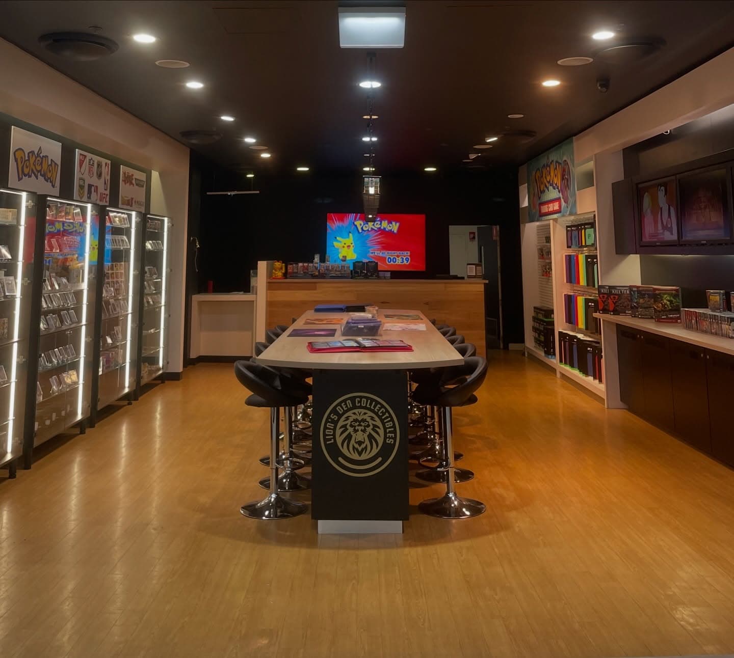 Lion's Den Collectibles - Warrawong Plaza cover